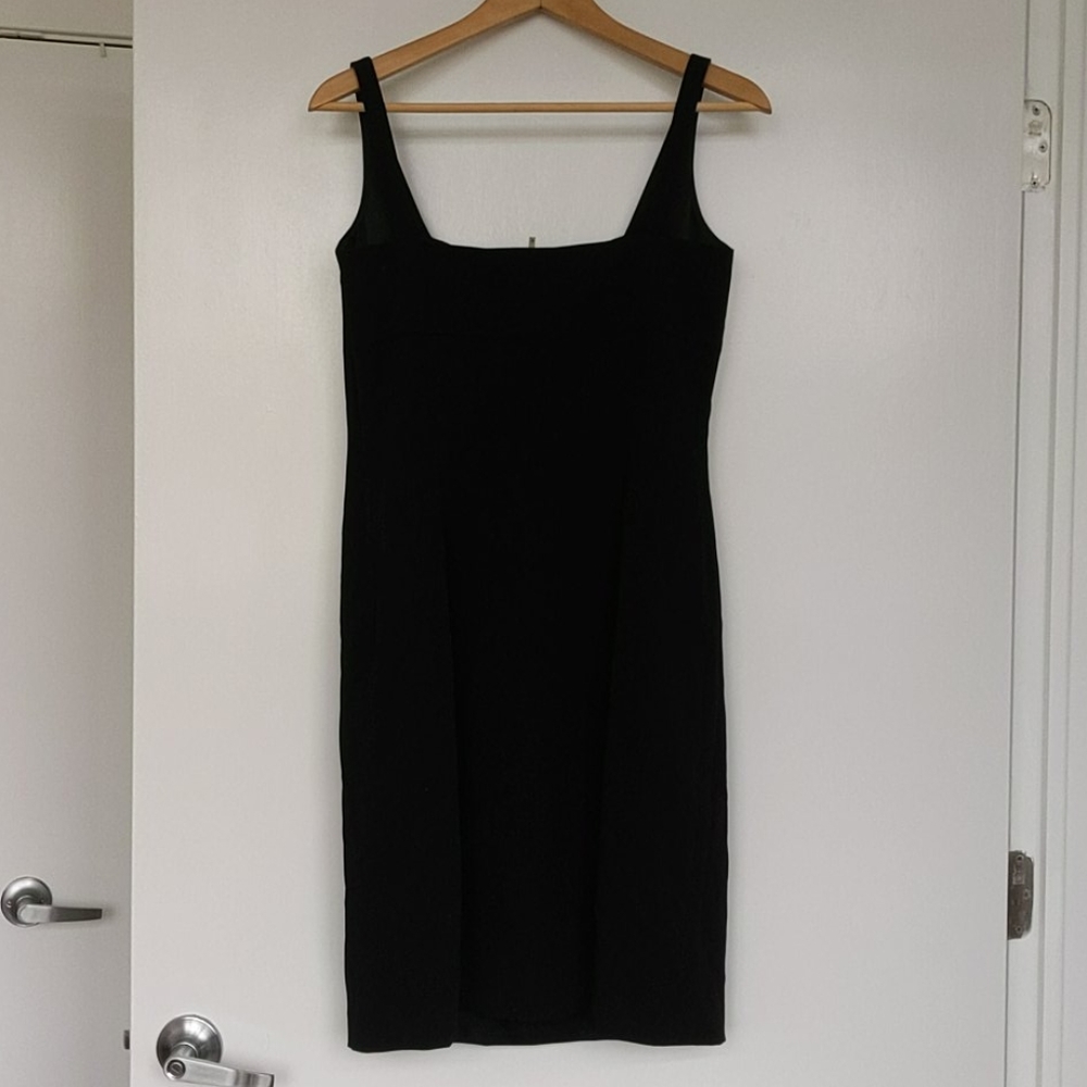 Dress - Picture 2 of 4